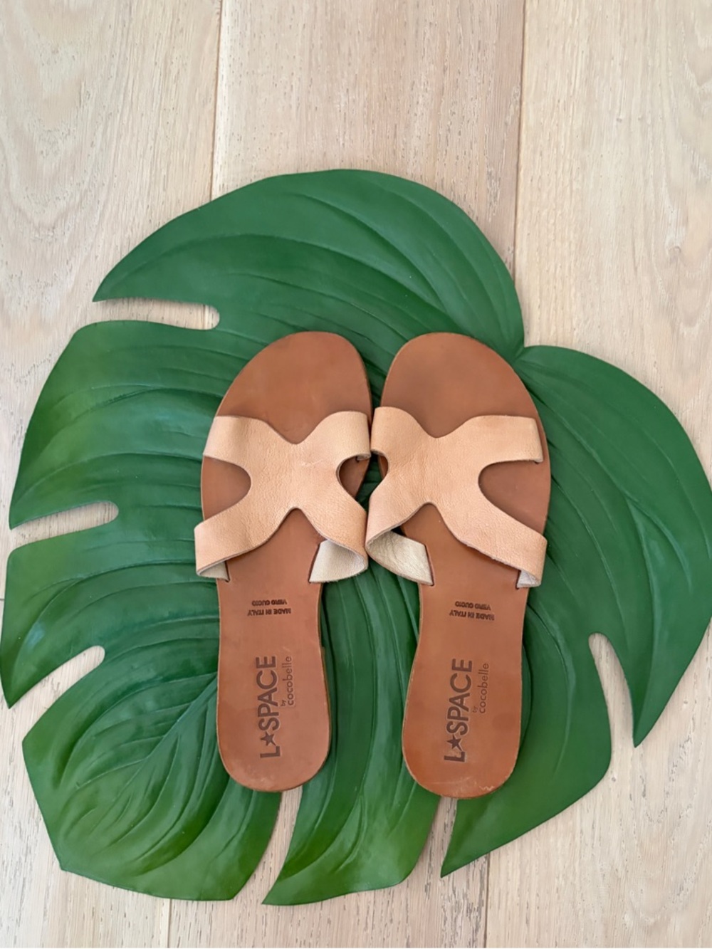 l*space Leather Criss Slides Nude Neutral criss cdross Size 10 Slip On Sandal